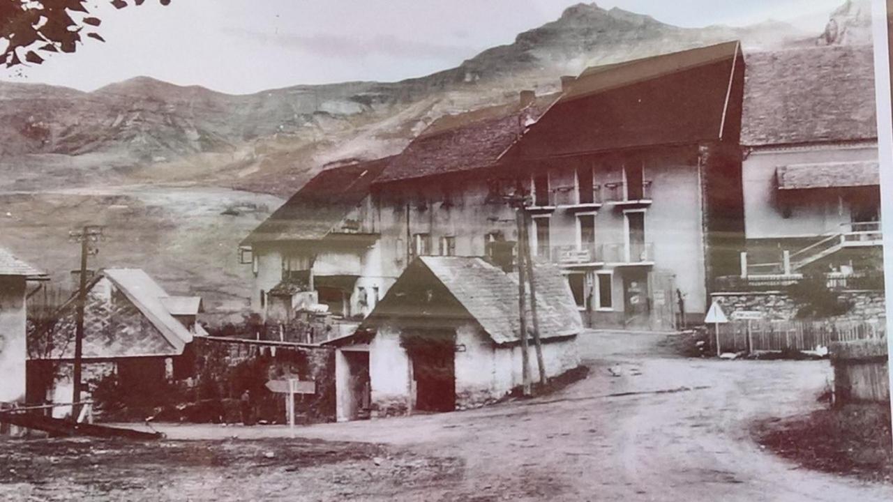 Hotel Les Fauvettes Saint-Leger-les-Melezes Exterior foto