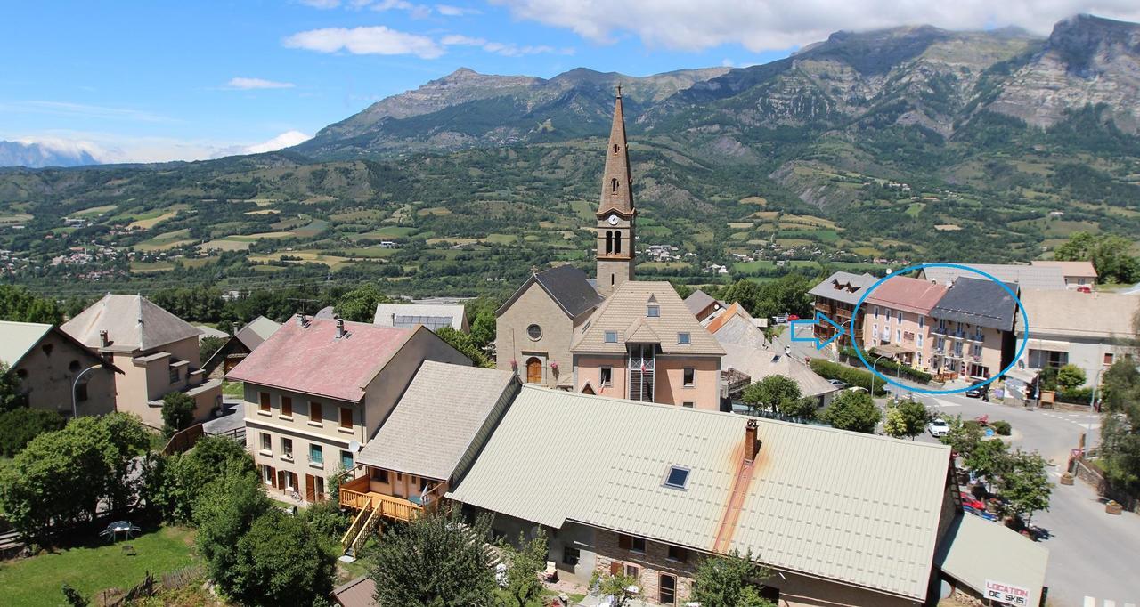 Hotel Les Fauvettes Saint-Leger-les-Melezes Exterior foto